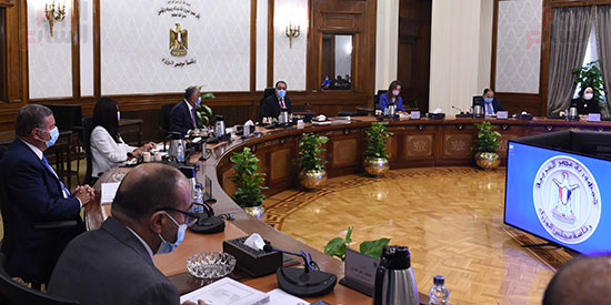  اجتماع اللجنة الوزارية الاقتصادية (4)