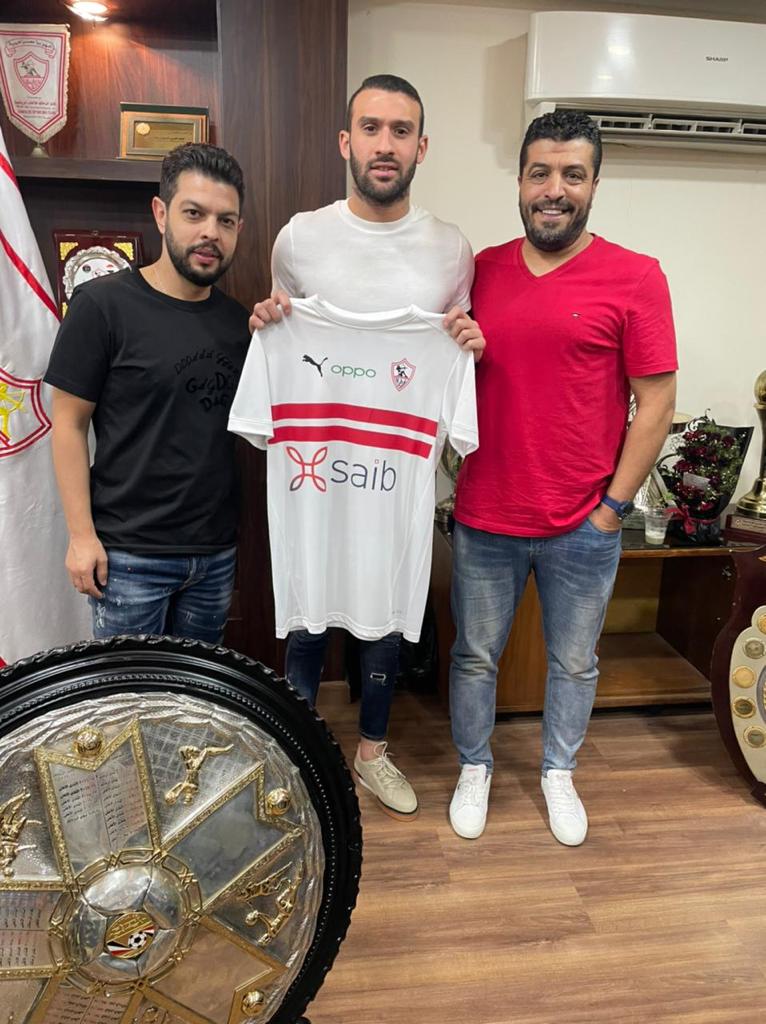 عمر كمال عبد الواحد مع قميص الزمالك