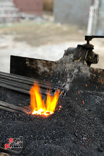 الفحم-المستخدم-في-عملية-تطويع-الحديد-(2)