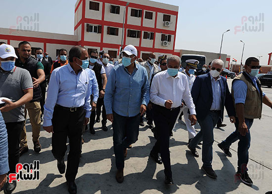 رئيس الوزراء (8)