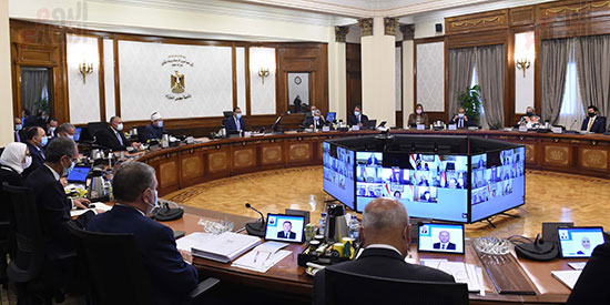 اجتماع مجلس الوزراء الاسبوعى لمتابعة مستجدات فيروس كورونا (1)