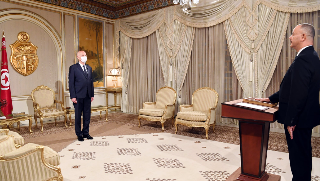 الرئيس التونسي ووزير الصحة المكلف