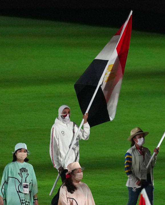 جيانا فاروق ترفع علم مصر فى حفل ختام أولمبياد طوكيو 2020 ...