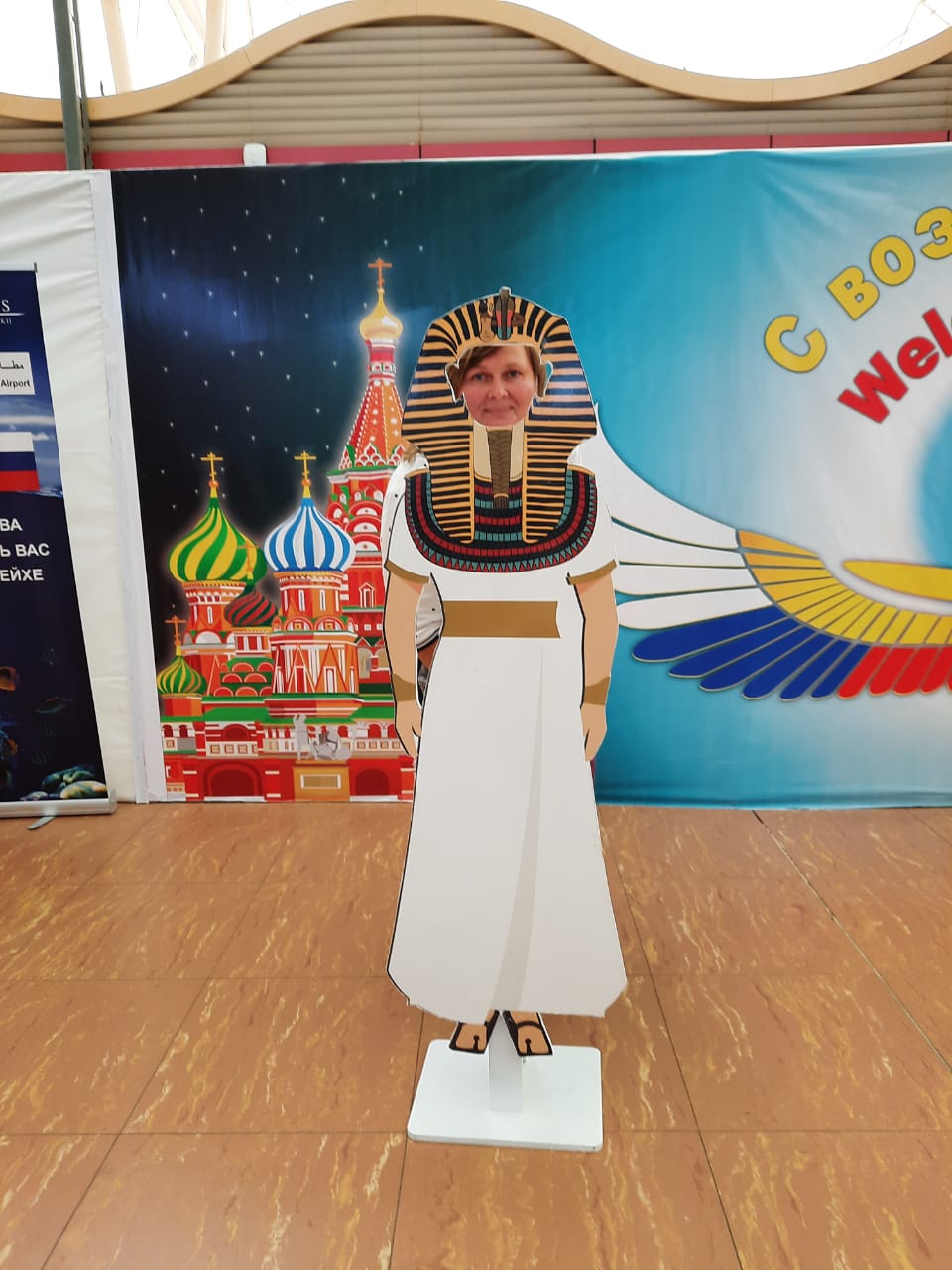 135320-مطار-شرم-الشيخ-الدولى-يستقبل-أولى-الرحلات-الجوية-الروسية-على-(6)