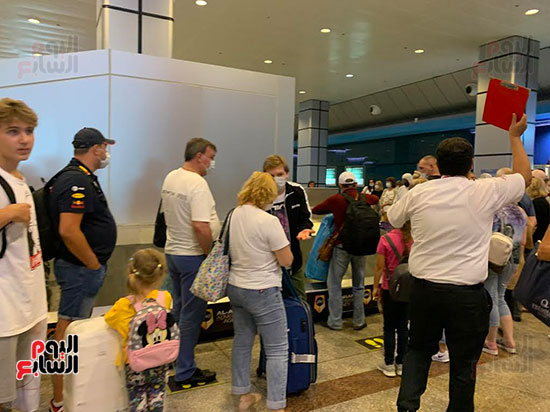 وصول-اول-رحلة-طيران-من-موسكو