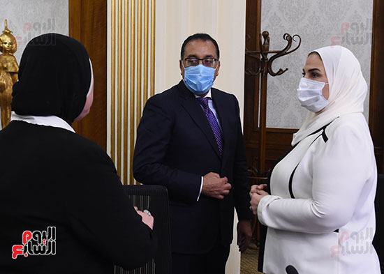 اجتماع الحكومة (1)