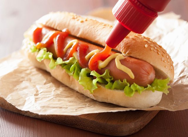 ketchup-hot-dog