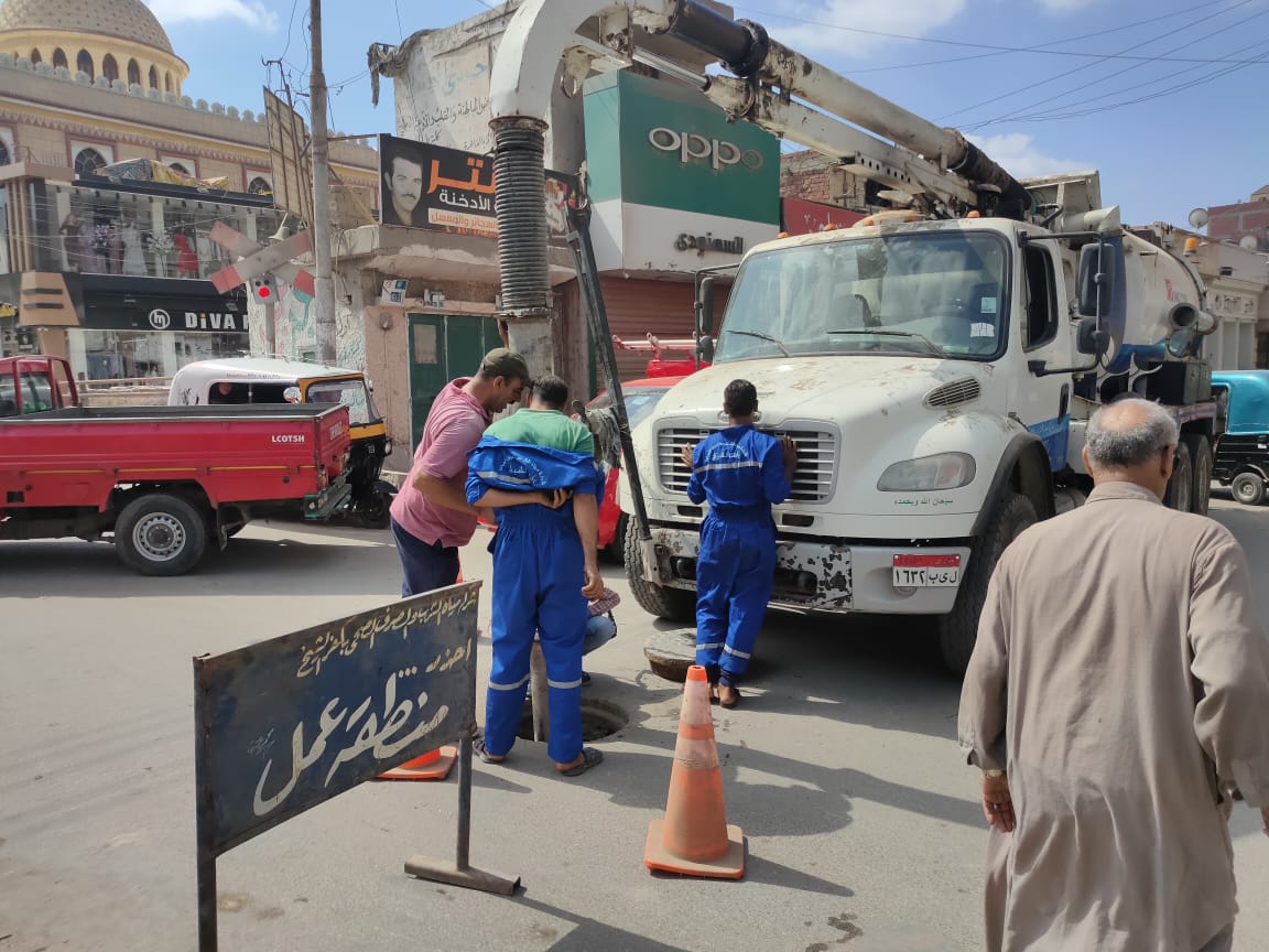 تطهير بالوعات الصرف الصحى تطهير بالوعات الصرف الصحى