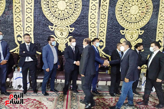 وزراء وشخصيات عامة فى عزاء محمود العربى (4)