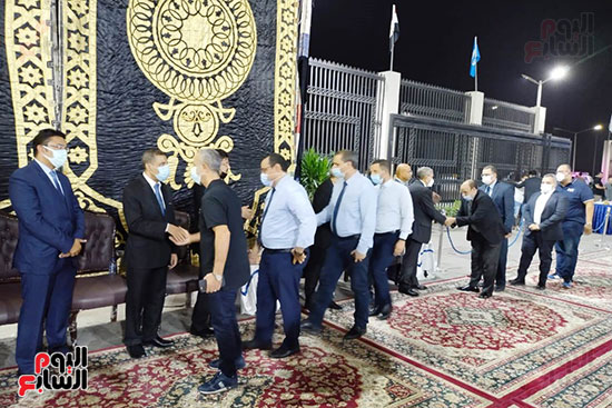 وزراء وشخصيات عامة فى عزاء محمود العربى (5)