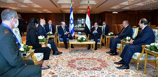 لقاء الرئيس عبد الفتاح السيسى ورئيس وزراء اسرائيل (6)