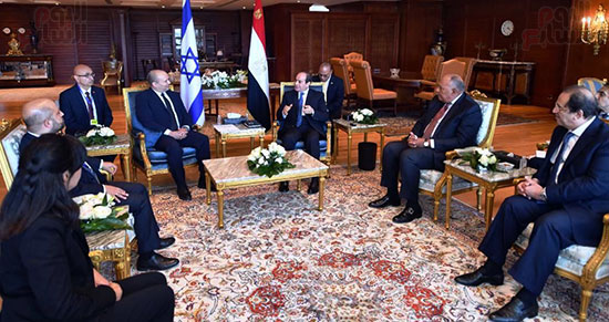 لقاء الرئيس عبد الفتاح السيسى ورئيس وزراء اسرائيل (11)