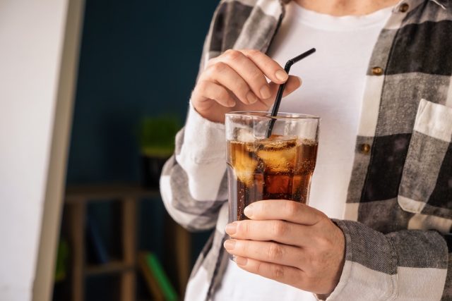 woman-drinking-soda