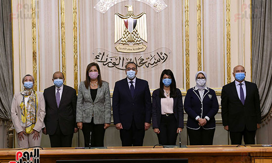 رئيس الوزراء يشهد توقيع الاتفاقية الوزارية لتنفيذ مشروع إدارة تلوث الهواء (4)