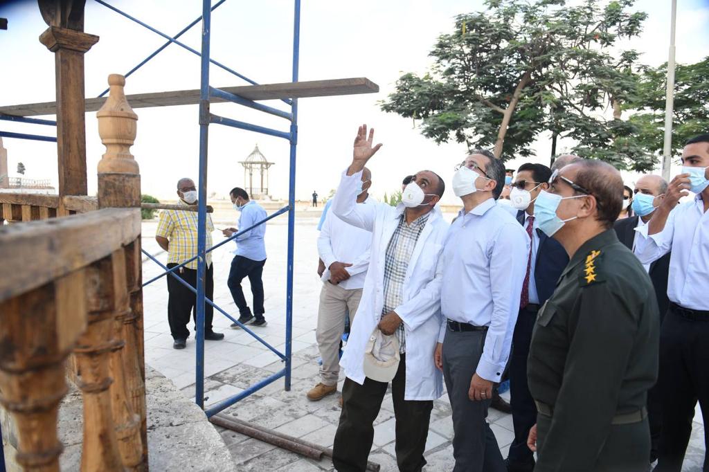 الوزير يتابع عمليات الترميم