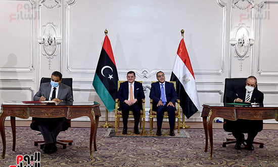 مؤتمر رئيس الوزراء مع نظيره الليبى  (10)