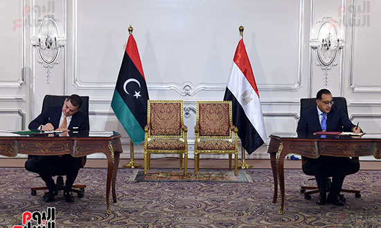 مؤتمر رئيس الوزراء مع نظيره الليبى  (29)