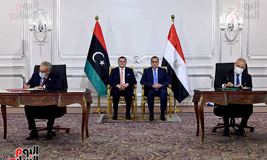 مؤتمر رئيس الوزراء مع نظيره الليبى  (16)