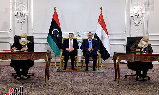 مؤتمر رئيس الوزراء مع نظيره الليبى  (8)