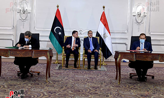 مؤتمر رئيس الوزراء مع نظيره الليبى  (19)