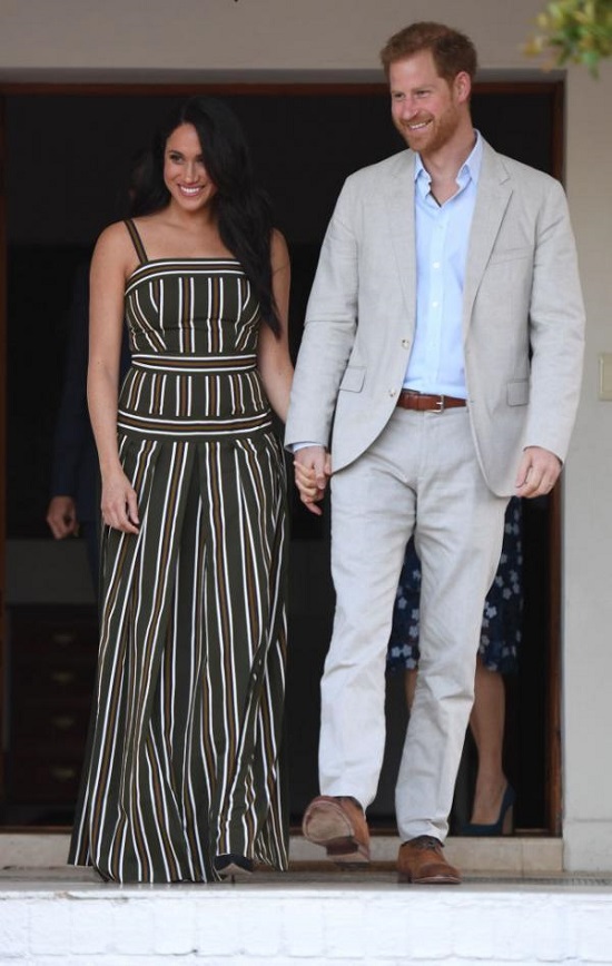 Stylish and comfortable looks that combine Harry and Meghan (5)