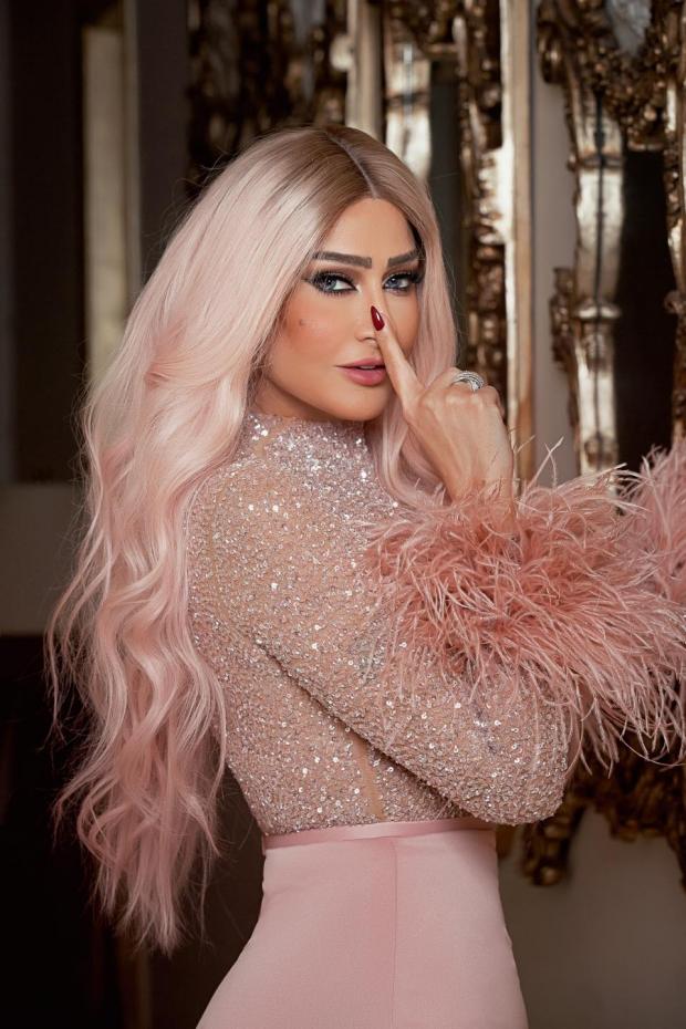 غادة عبد الرازق غادة عبد الرازق