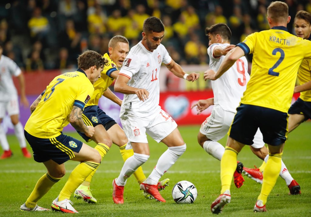 السويد ضد إسبانيا (7)