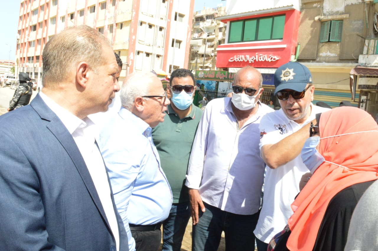 محافظ بورسعيد يؤكد على إستمرار أعمال تطوير شارع 23 ديسمبر