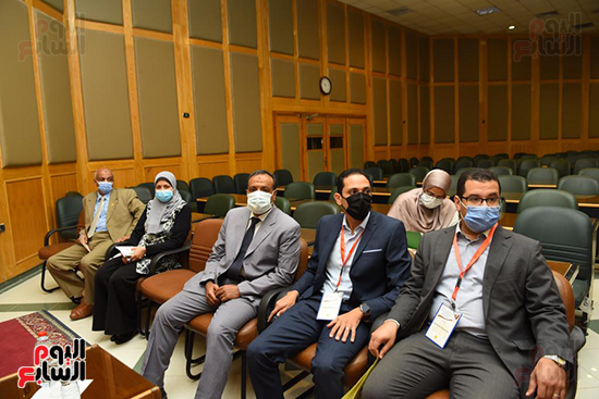  المؤتمر العلمى السنوى لقسم جراحة الأنف والأذن (6)