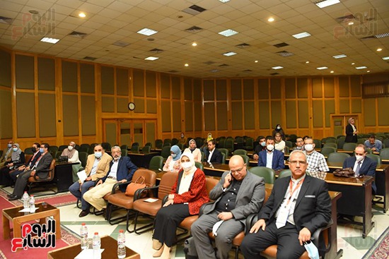  المؤتمر العلمى السنوى لقسم جراحة الأنف والأذن (18)