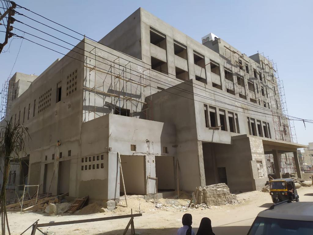 مبنى مستشفى بيلا الجاري انشاؤه
