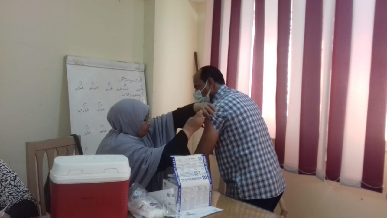 حملة التطعيم فى مديرية الشباب والرياضة بمحافظة الأقصر
