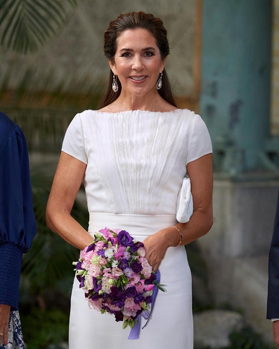 Princess of Denmark in Kate Middleton-inspired (3)
