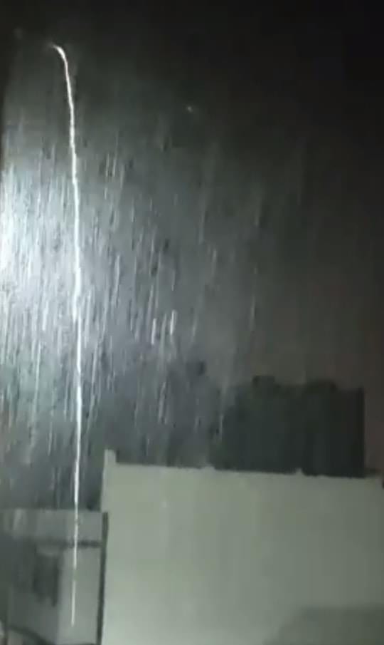 سقوط الأمطار بشوارع مدينة العريش  (3)