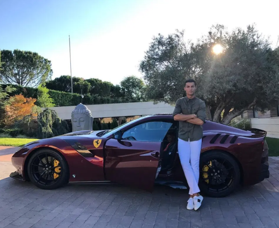 Ronaldo's car - Lamborghini