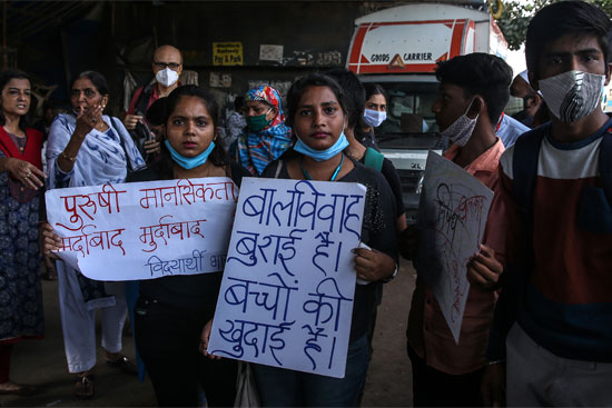 احتجاج بسبب اغتصاب فتاة