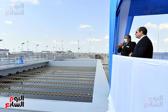 الرئيس السيسي يفتتح محطة معالجة مياه مصرف بحر البقر (7)