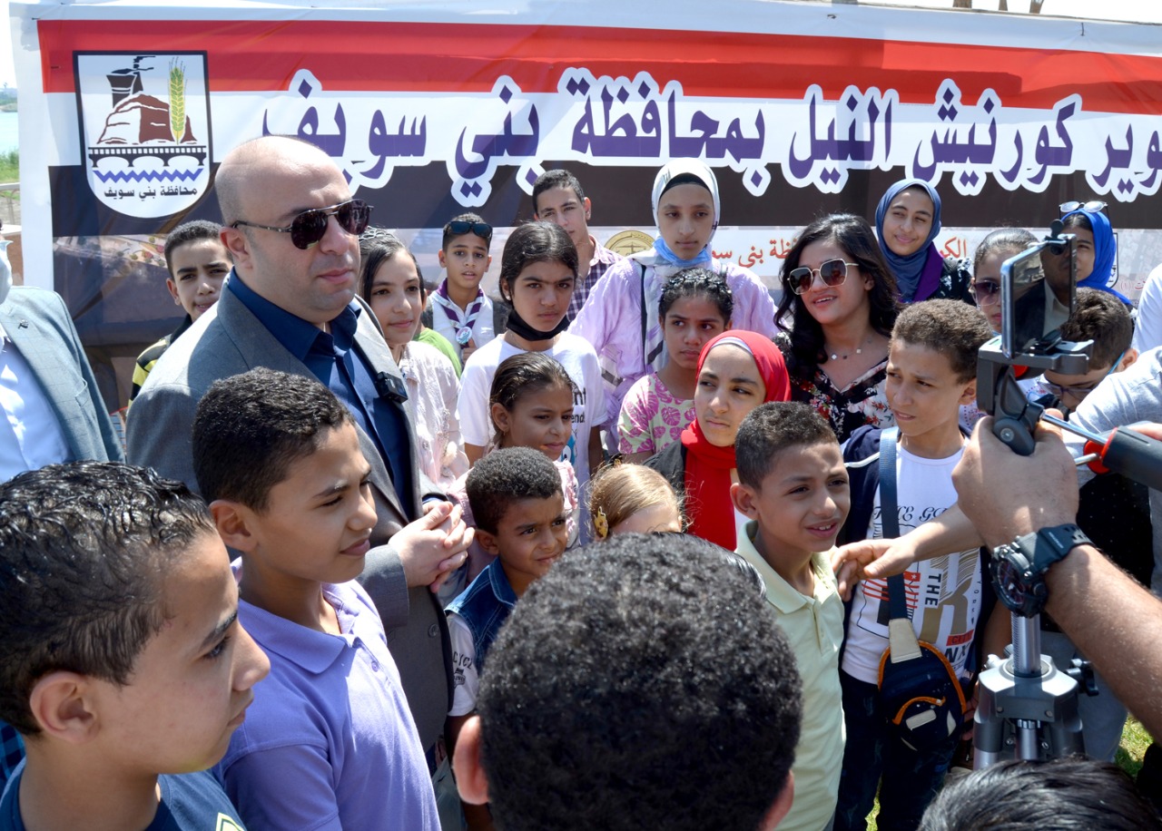 محافظ بنى سويف يصطحب عدداً من الطلائع والشباب لزيارة عدد من المشروعات القومية وحياة كريمة (4)