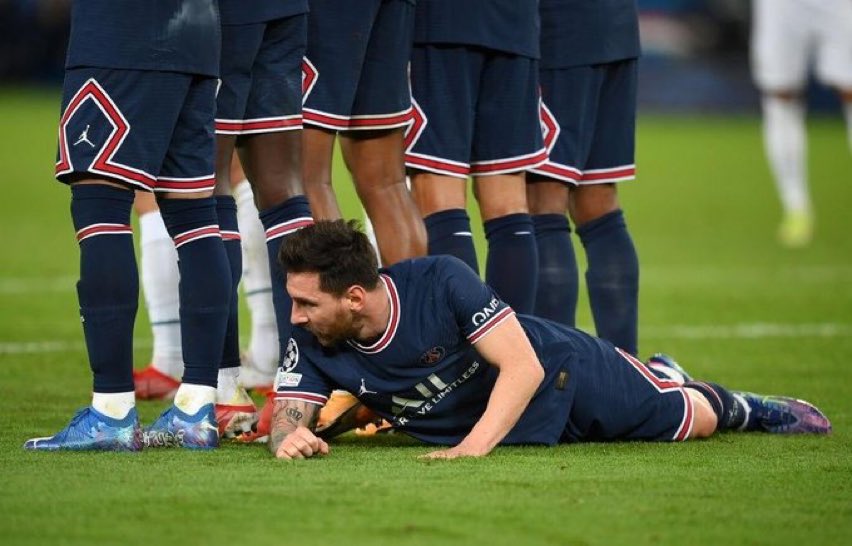 Lionel Messi defends Paris Saint-Germain