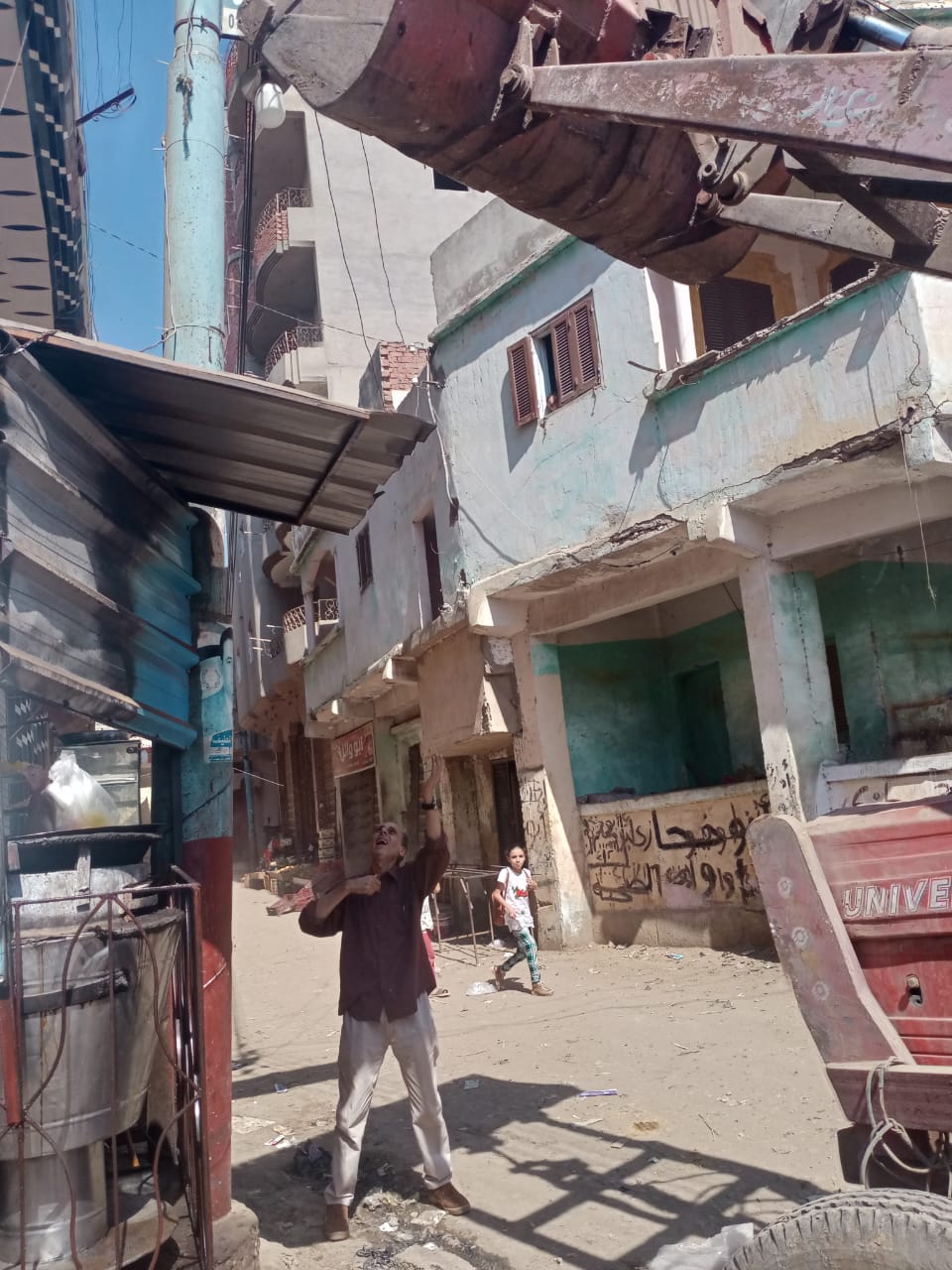 فصل التيار الكهربائي لحالات التي لم تنتهي من إجراءات تقنين أوضاعها (6)