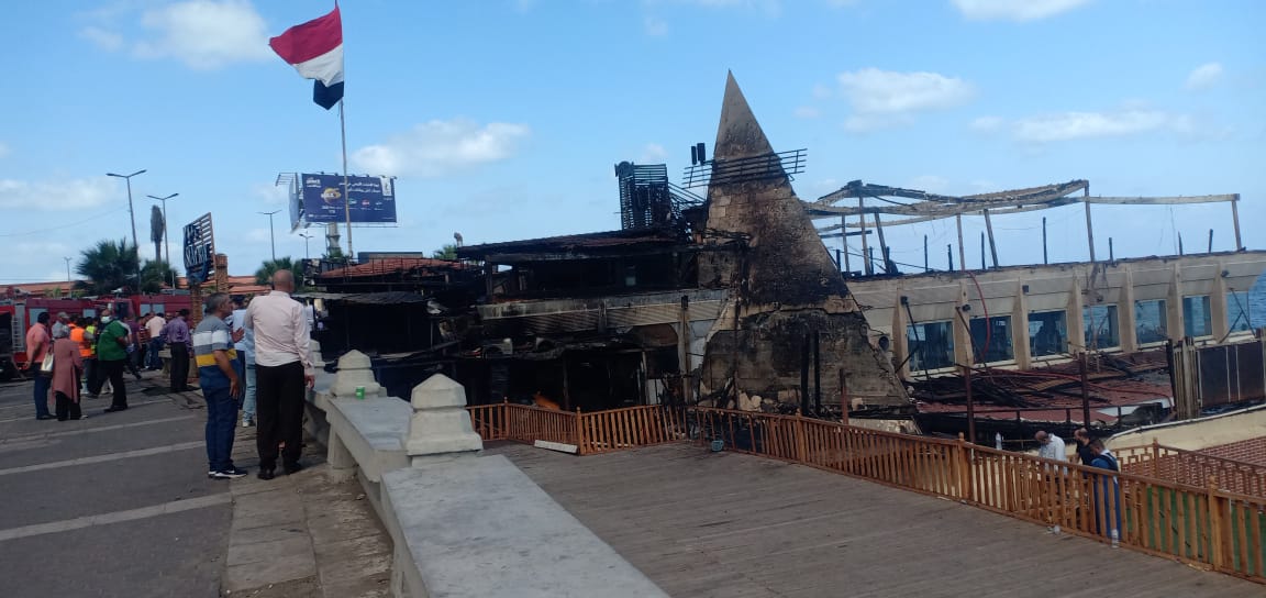 حريق بمطعم شهير فى الاسكندرية  (4)