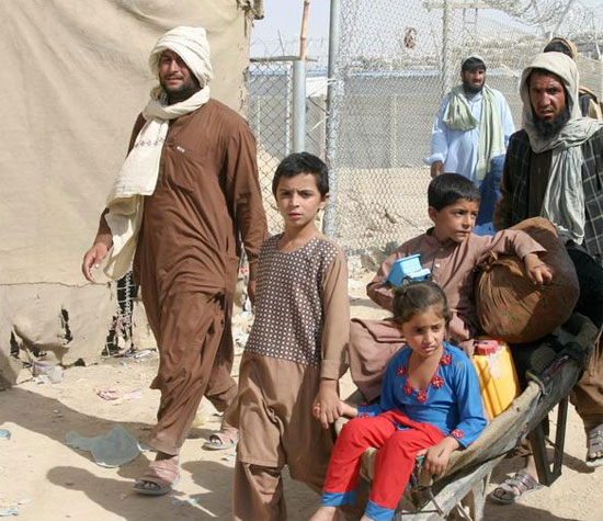 تشرد الأسر الأفغانية