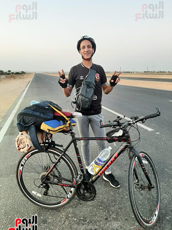 محمد-رمضان-شاب-سيناوى-يقطع--500-كيلو-على-دراجة-هوائية-متنقلا-بين-المحافظات--(6)