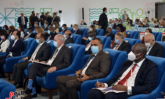 رئيس الوزراء يشهد افتتاح النسخة الأولى من منتدى مصر للتعاون الدولي والتمويل الإنمائي تصوير سليمان العطيفى‎‎ (8)