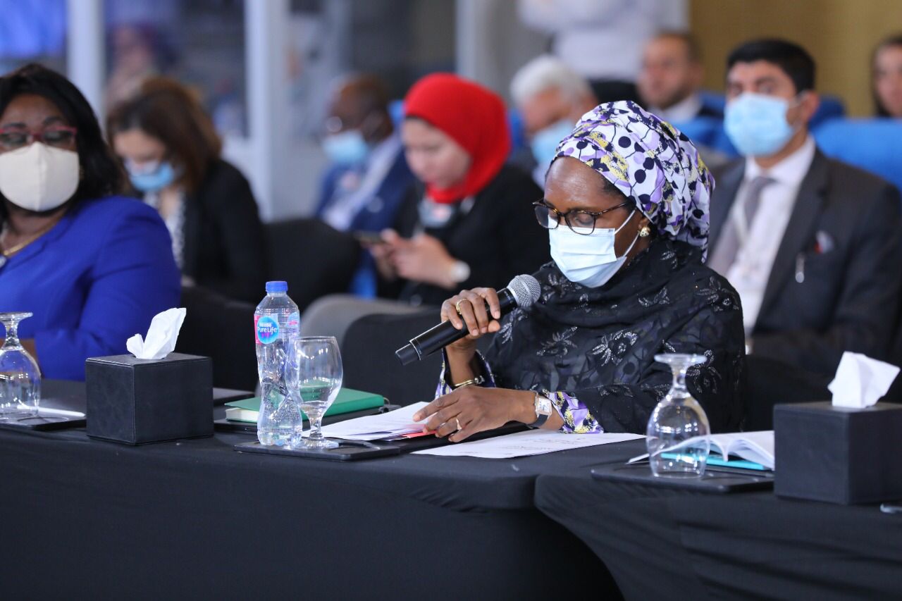 فعاليات الجلسة (2)