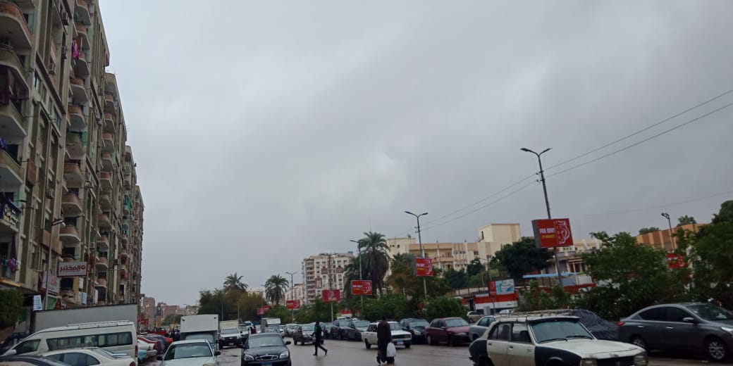 أمطار غزيرة وموجة صقيع تضرب محافظة أسيوط (4)