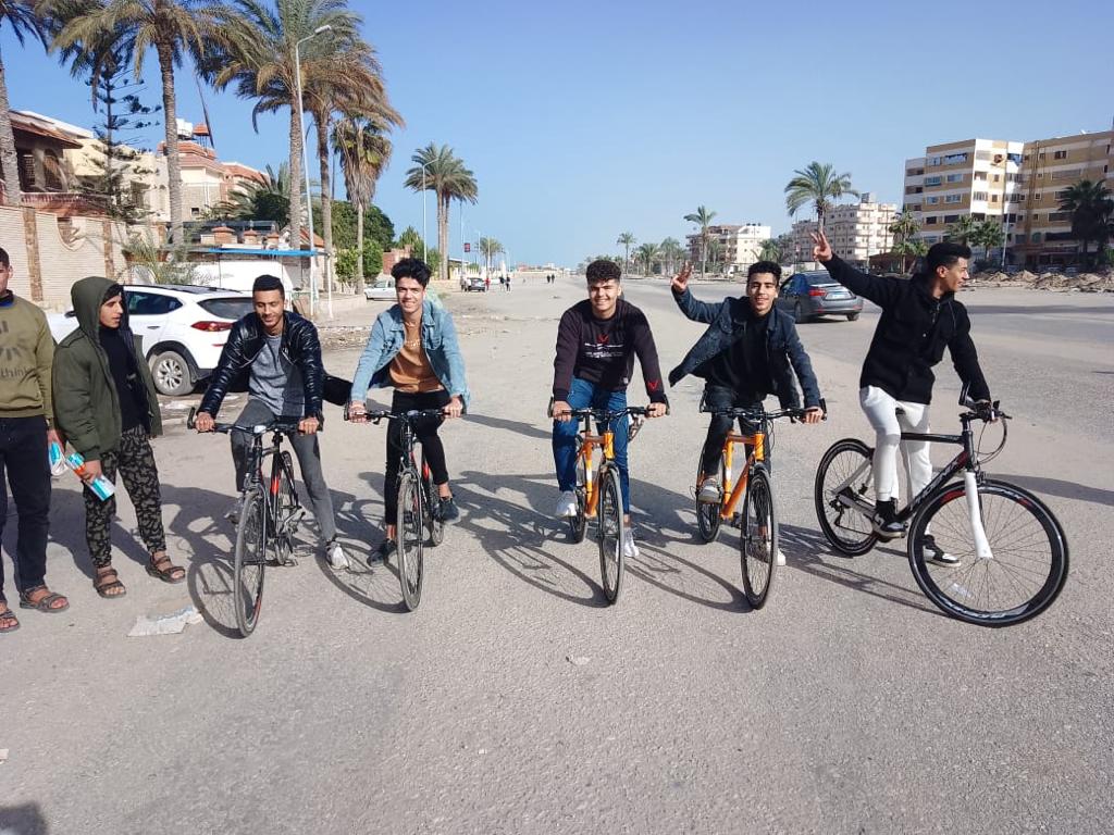 شباب علىالدراجات بشمال سيناء