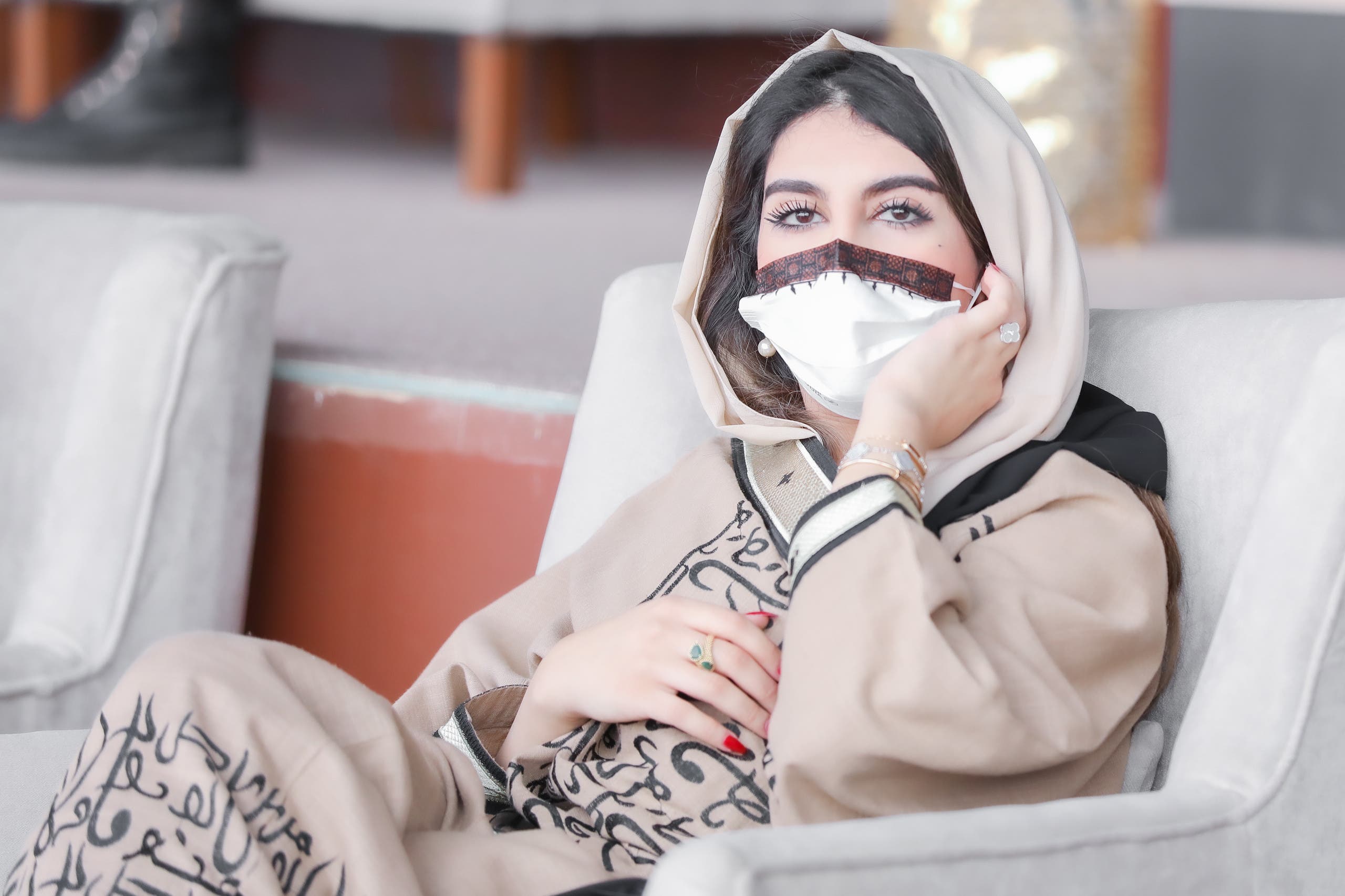 مشاركة المرأة السعودية فى سباقات الإبل