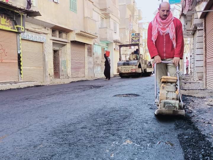 رصف الطرق بمدن كفر الشيخ
