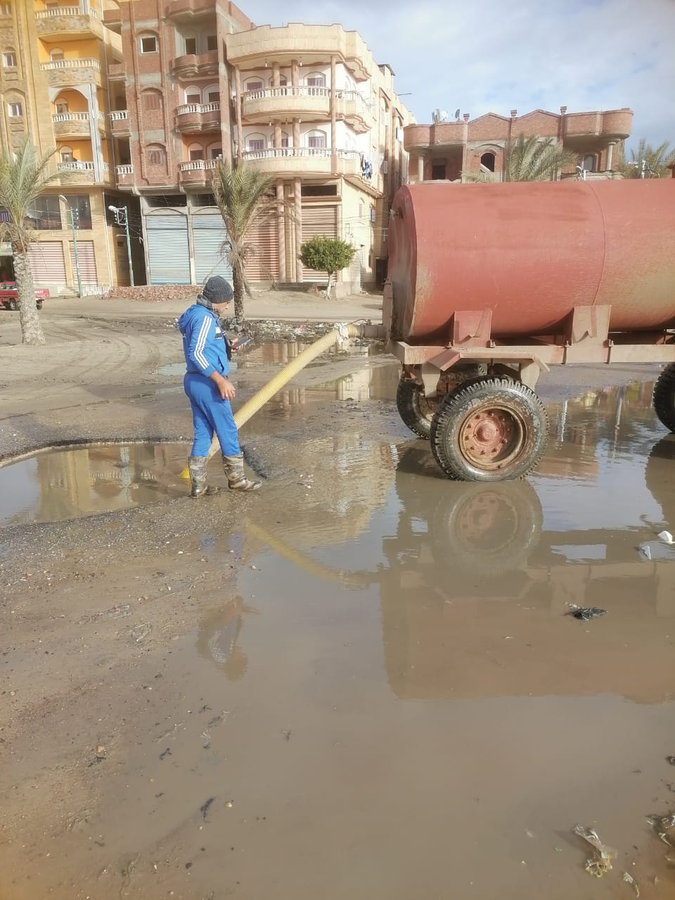 رفع مياه الامطار من قرى بلطيم
